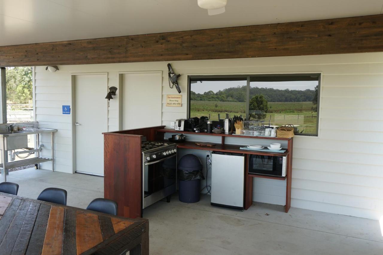 Narangba Motel 외부 사진